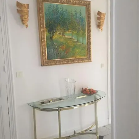 Appartamento Côté Arc De Triomphe Parigi